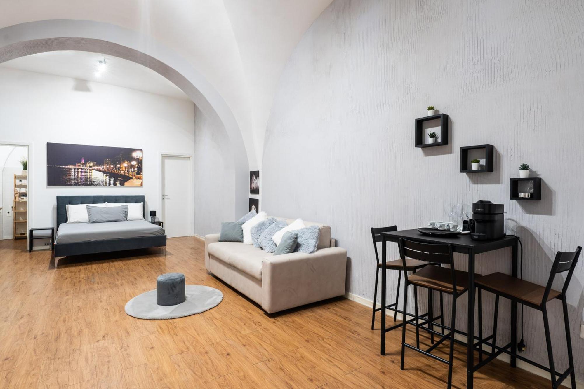 House Visconti Apartamento Bari Exterior foto